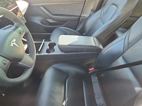 Used 2020 Tesla Model 3 Standard Range Plus RWD image 5