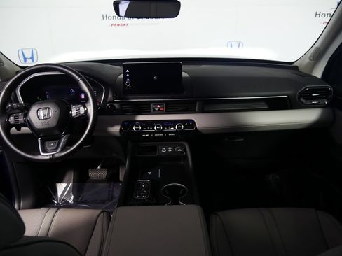 Certified 2023 Honda Pilot Elite image 16