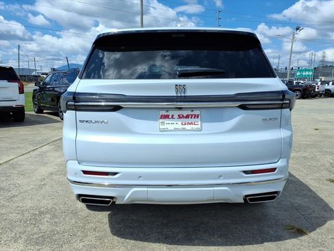 New 2026 Buick Enclave Avenir image 6