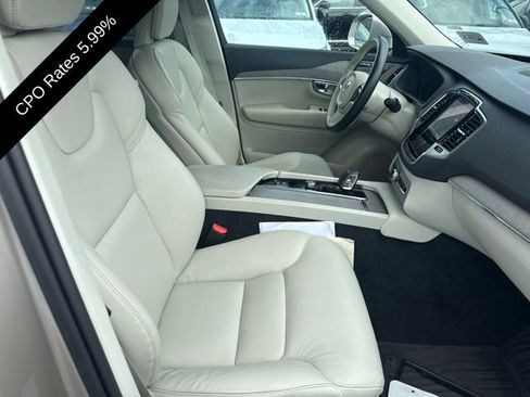 Used 2025 Volvo XC90 B6 Plus AWD/4WD image 3