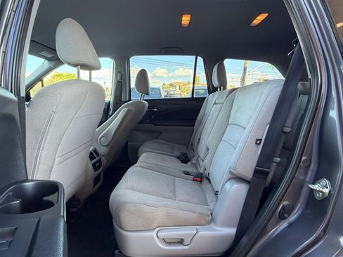 Used 2017 Honda Pilot EX image 47