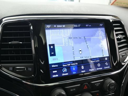Used 2021 Jeep Grand Cherokee Limited RWD image 20
