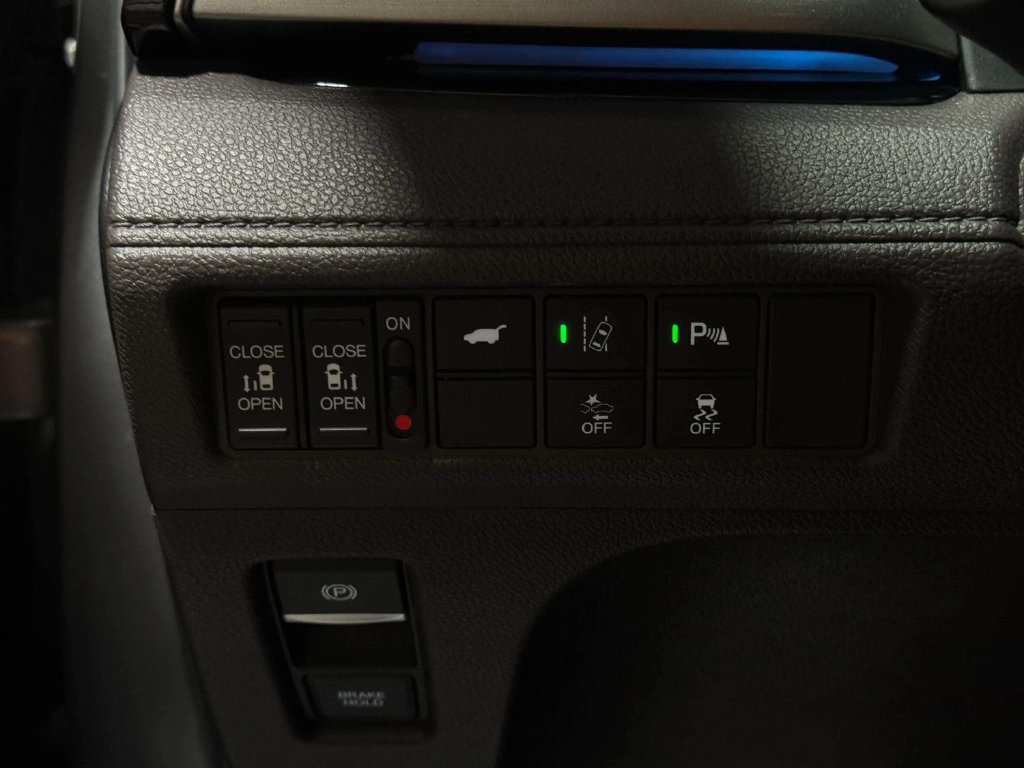 Used 2019 Honda Odyssey Elite image 18