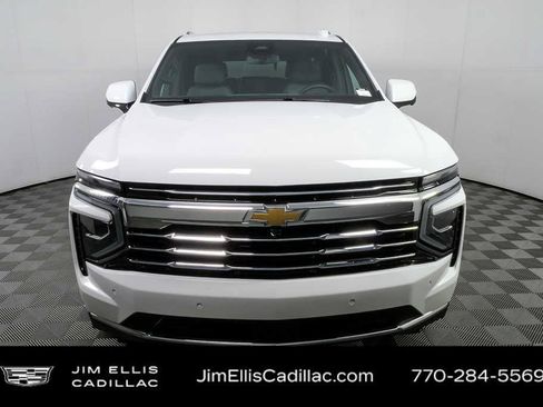 Used 2025 Chevrolet Tahoe LT AWD/4WD image 35
