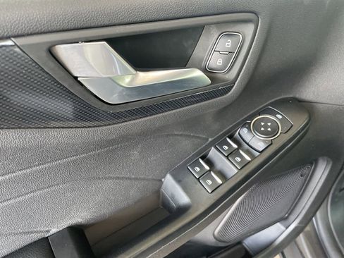 Used 2025 Ford Escape ST-Line AWD/4WD image 14