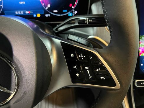 Used 2026 Mercedes-Benz GLC 300 4MATIC image 29