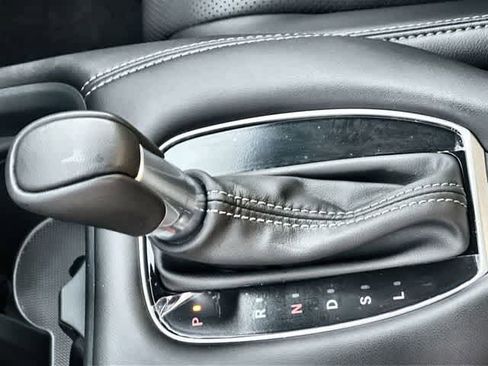 Certified 2026 Honda HR-V EX-L image 16