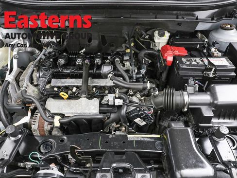 Used 2021 Nissan Kicks SV FWD image 7