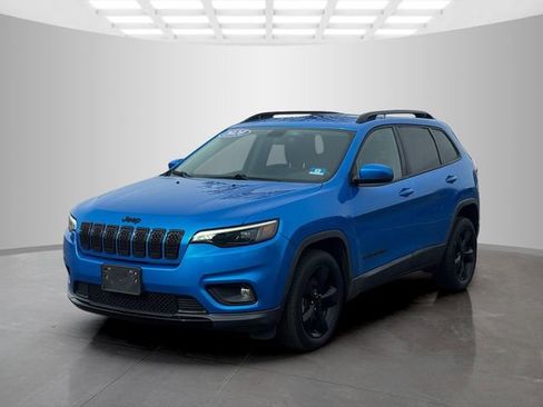 Used 2020 Jeep Cherokee Latitude Plus image 3