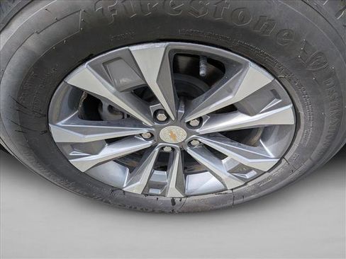 Used 2025 Chevrolet Equinox LT image 14