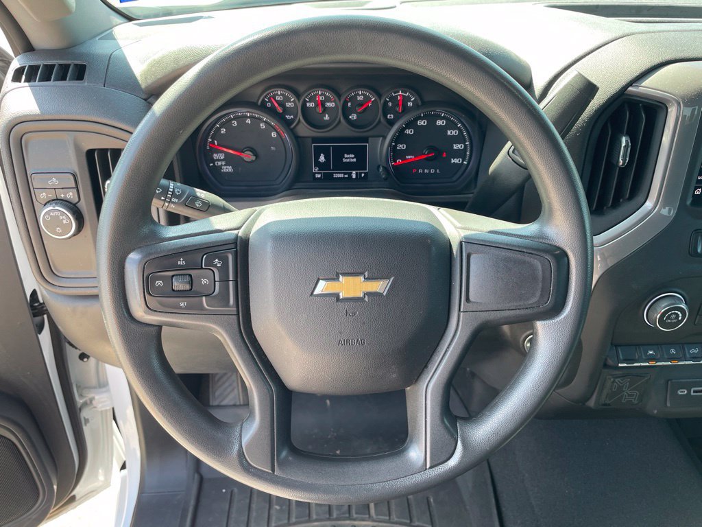 Used 2022 Chevrolet Silverado 1500 Custom RWD image 17