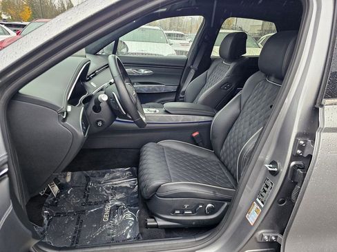 Used 2025 Genesis GV70 3.5T Sport w/ Sport Advanced Package image 21