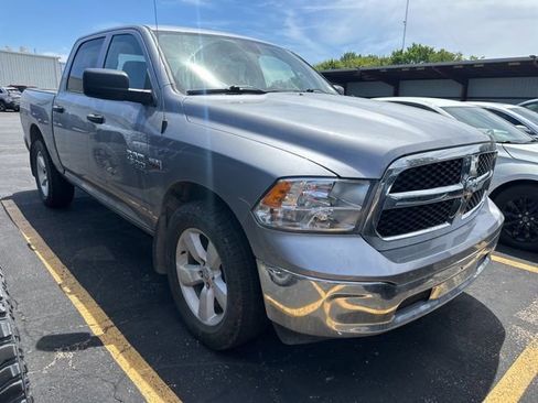 Used 2023 RAM 1500 Classic SLT AWD/4WD image 8