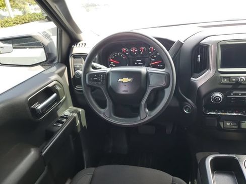 Used 2025 Chevrolet Silverado 1500 Custom w/ Turbomax Blackout Package RWD image 13