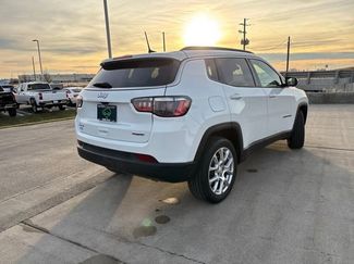 Used 2024 Jeep Compass Latitude AWD/4WD video 3