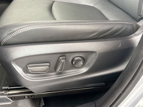 Certified 2025 Toyota Corolla Cross XLE AWD/4WD image 30