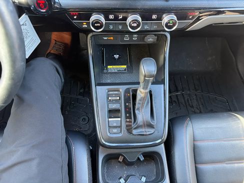 Used 2024 Honda CR-V Sport Touring image 28