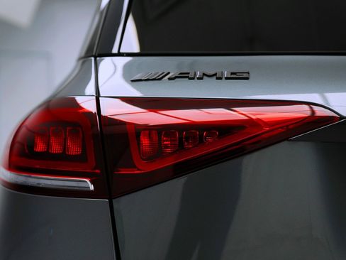 Used 2023 Mercedes-Benz GLE 53 AMG 4MATIC image 18