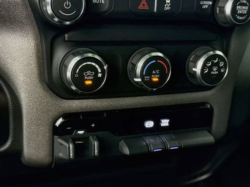 Used 2022 RAM 2500 Tradesman AWD/4WD image 15