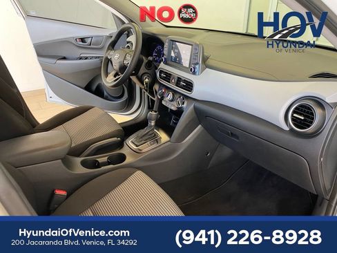Used 2018 Hyundai Kona SE FWD image 37
