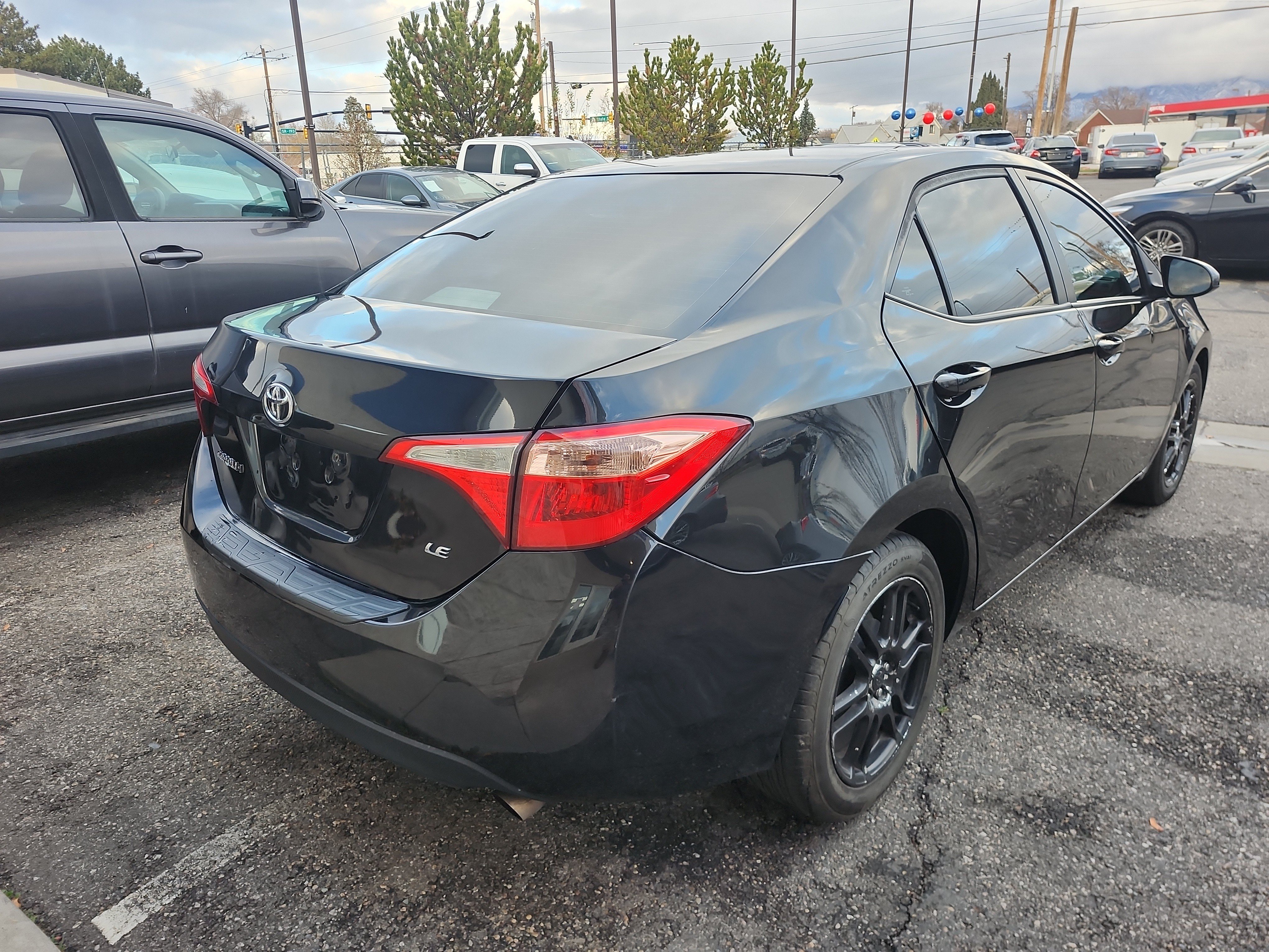 Used 2019 Toyota Corolla LE FWD image 7