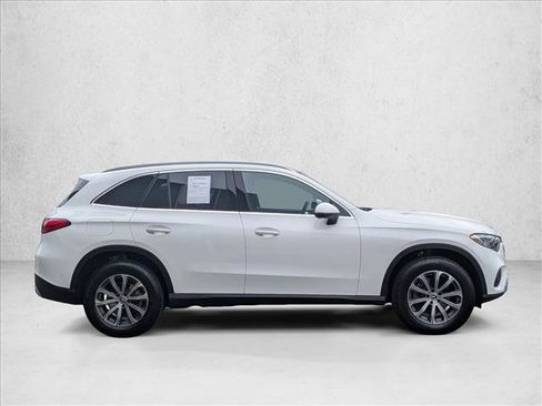 Used 2026 Mercedes-Benz GLC 300 4MATIC image 4