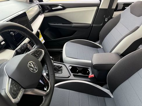 New 2026 Volkswagen Taos S image 9