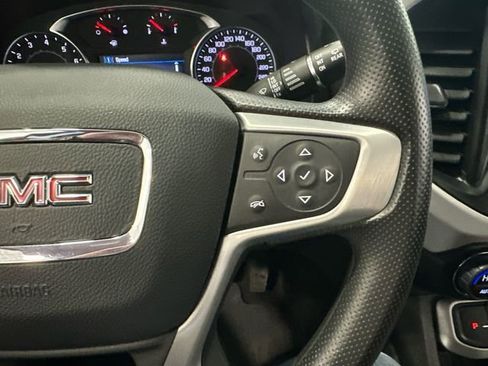 Used 2023 GMC Acadia SLE w/ Elevation Edition image 22