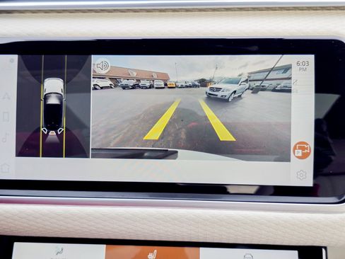 Used 2023 Land Rover Range Rover Velar R-Dynamic S image 43