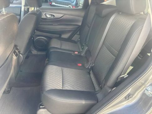 Used 2018 Nissan Rogue SV w/ Premium Package AWD/4WD image 11