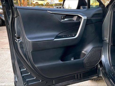 Used 2021 Toyota RAV4 XSE image 21