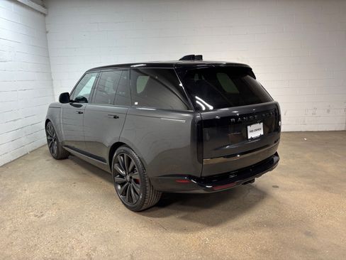 Used 2023 Land Rover Range Rover SV AWD/4WD image 9