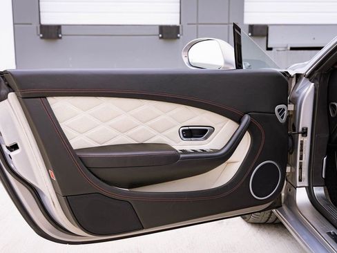 Used 2014 Bentley Continental GT Speed image 18