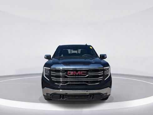 Certified 2023 GMC Sierra 1500 SLT w/ SLT Convenience Package image 2