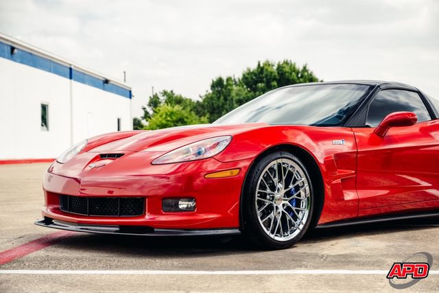 Used 2009 Chevrolet Corvette ZR1 w/ Preferred Equipment Group RWD image 58