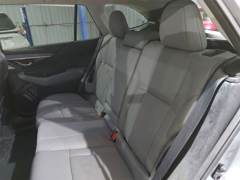 Used 2023 Subaru Outback Limited image 14