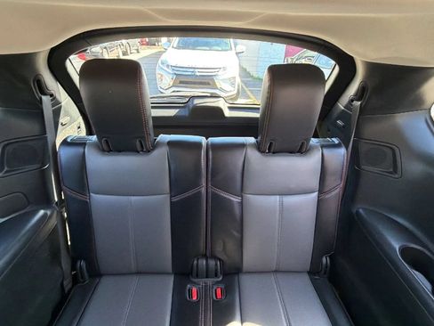 Used 2020 Nissan Pathfinder SL AWD/4WD image 29