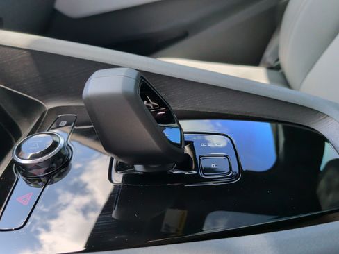 Used 2024 Polestar Polestar 2 RWD image 25