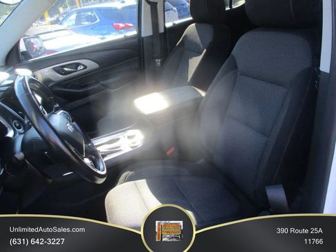 Used 2019 Chevrolet Traverse LT AWD/4WD image 6