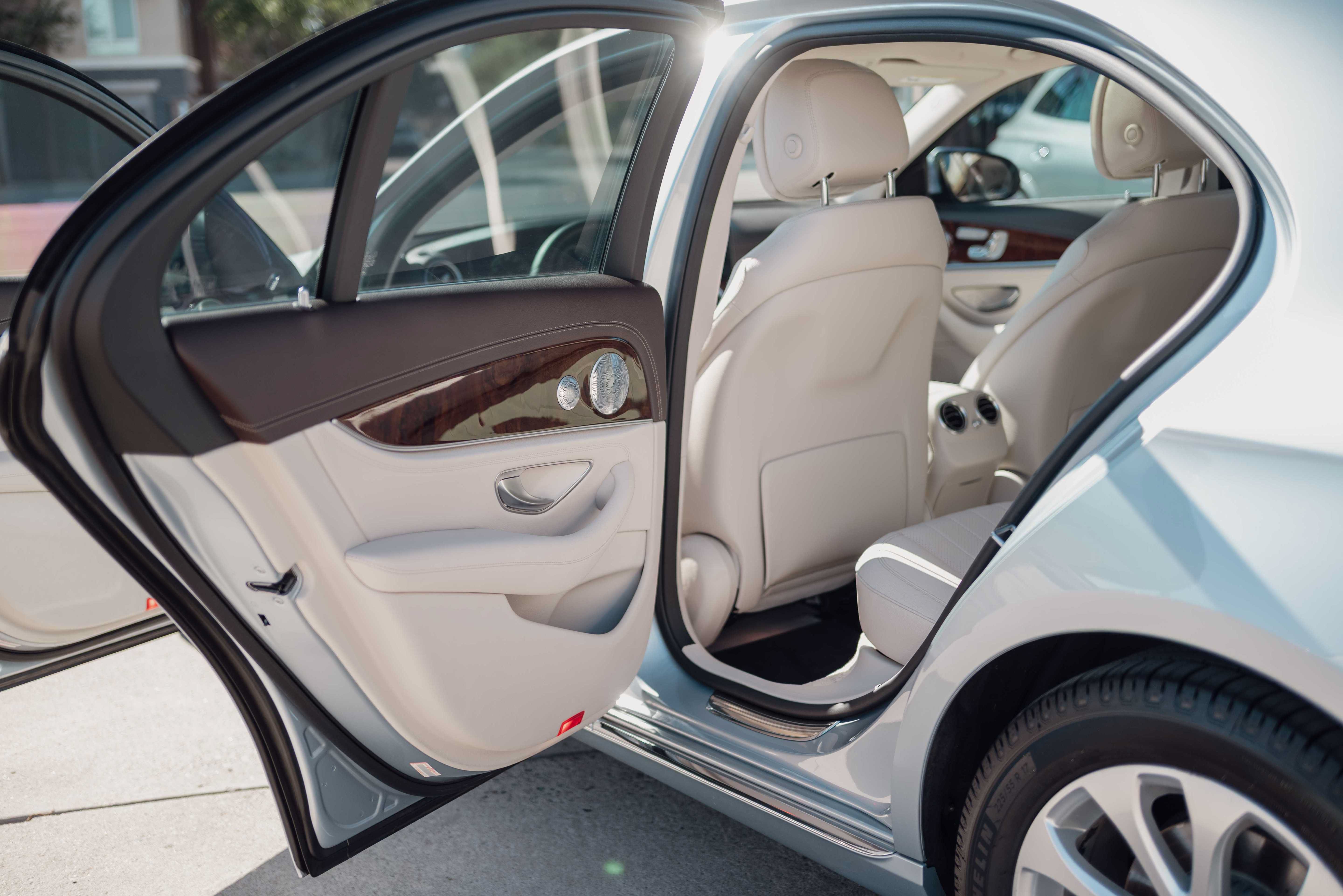 Used 2017 Mercedes-Benz E 300 image 9
