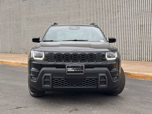 New 2026 Jeep Cherokee Laredo image 7