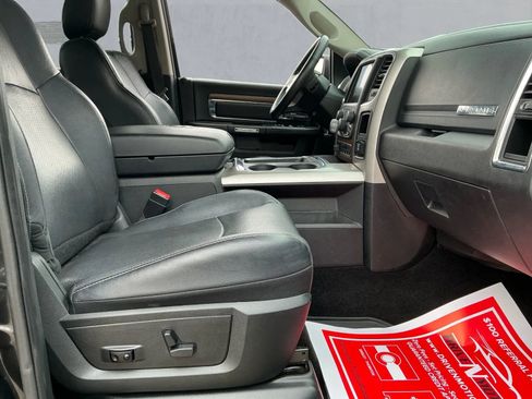 Used 2017 RAM 1500 Laramie w/ Convenience Group image 20