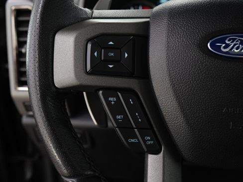 Used 2019 Ford F150 Raptor w/ Equipment Group 802A Luxury AWD/4WD image 28