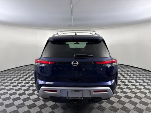 Used 2023 Nissan Pathfinder SL w/ SL Premium Package AWD/4WD image 4