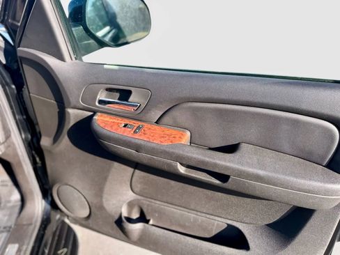 Used 2008 Chevrolet Avalanche LT image 21