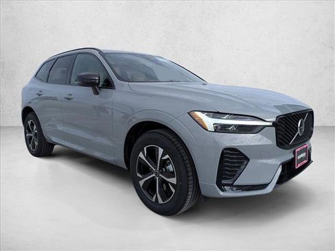 New 2026 Volvo XC60 B5 Core w/ Protection Package Premier image 7