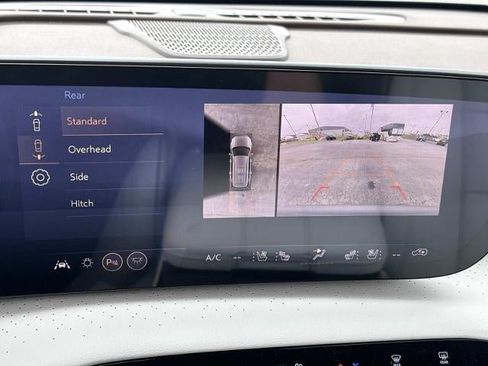 New 2026 Buick Enclave Avenir w/ Super Cruise Package AWD/4WD image 24