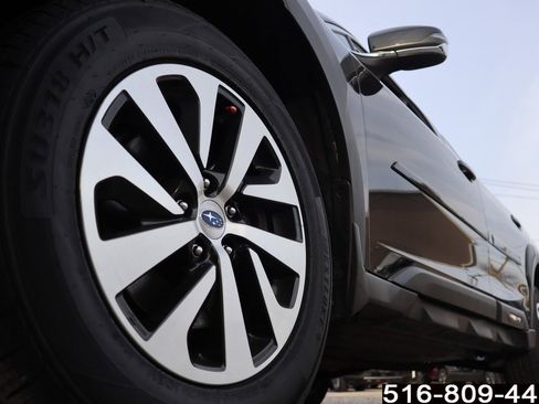 Used 2023 Subaru Outback Premium image 10