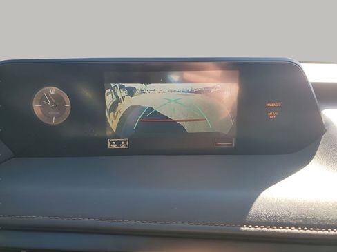 Used 2021 Lexus UX 250h image 43