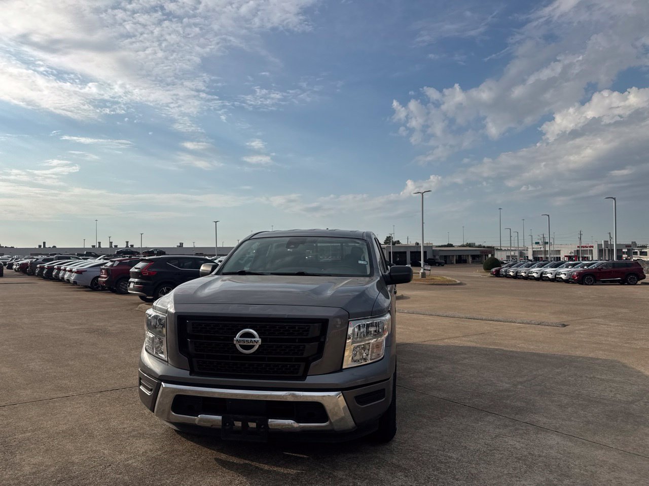 Certified 2022 Nissan Titan SV w/ Accessory Utility Package RWD image 7